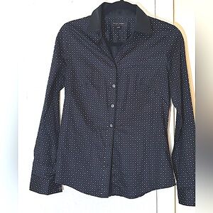 Banana Republic No Iron Fitted Shirt Black And White Dot Button Front Shirt SZ 4